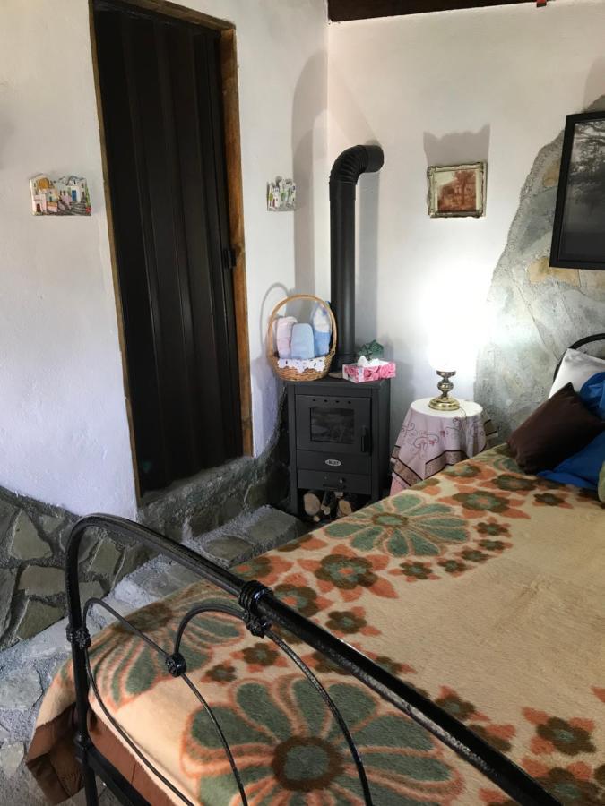 Gourgiana Apartments Андрицаина Екстериор снимка