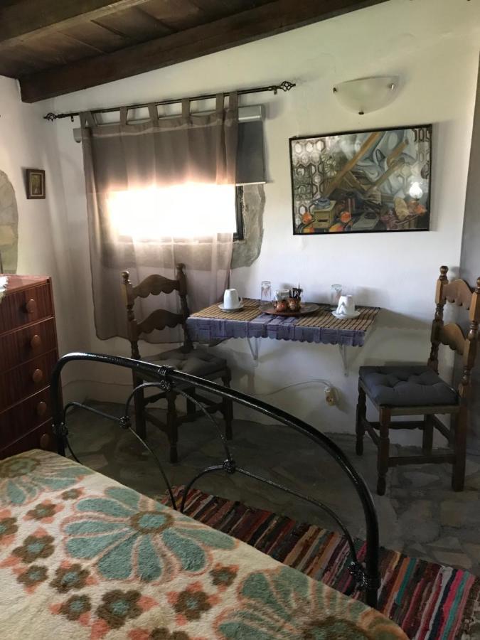 Gourgiana Apartments Андрицаина Екстериор снимка