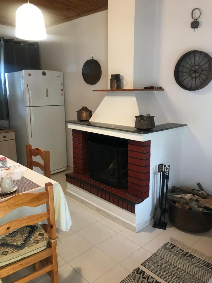 Gourgiana Apartments Андрицаина Екстериор снимка
