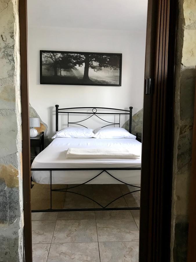 Gourgiana Apartments Андрицаина Екстериор снимка